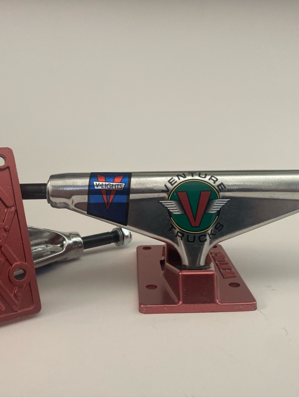Venture V-Lights Red Skateboard Trucks -